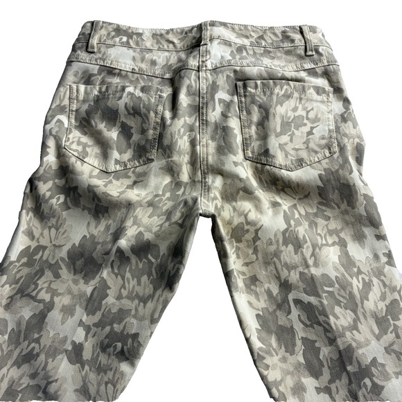 J. McLaughlin Lexi Beige Camo Floral Print Straight Mid Jeans Pants Sz 4 Stretch - Picture 15 of 15